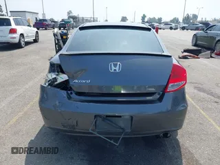 2012 Honda Accord LX-S z VIN 1HGCS1B3XCA010569, wystawiony jako IAAI lot #42421954 z przebiegiem 170 126 mil mil oraz . Historia ofert i sprzedaży dostępna na DreamBid. Obrazek 16.