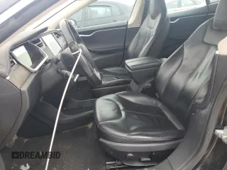 2013 Tesla Model S with VIN 5YJSA1CN8DFP27459, listed as a Copart auction lot 45962835 with Not Provided miles and Salvage Title. Bid and sale history available at DreamBid. Image 7.