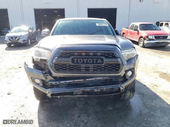 2017 Toyota Tacoma SR with VIN 5TFAX5GNXHX082224, listed as a Copart auction lot 86541724 with 178,193 mi miles and Salvage Title. Bid and sale history available at carsss.com. Image 5.