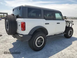 2023 Ford Bronco z VIN 1FMEE5DP5PLB73657, wystawiony jako Copart lot #58473675 z przebiegiem 14 209 mil mil oraz Szkoda całkowita • Salvage title. Historia ofert i sprzedaży dostępna na DreamBid. Obrazek 3.