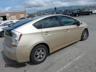 2010 Toyota Prius II with VIN JTDKN3DU1A0131920, listed as a IAAI auction lot 41905953 with 250,270 mi miles. Bid and sale history available at carsss.com. Image 4.
