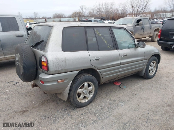 1999 Toyota RAV4 with VIN JT3HP10V8X7137998, listed as a IAAI auction lot 40954121 with 132,824 mi miles. Bid and sale history available at carsss.com. Image 4.