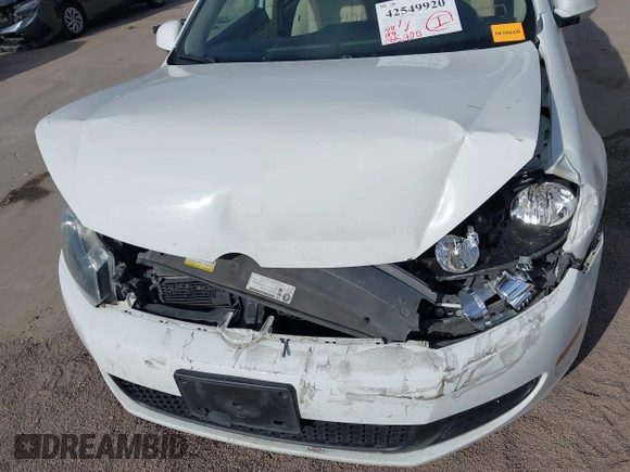 2014 Volkswagen Jetta TDI w/Sunroof & Nav with VIN 3VWPL7AJ0EM608544, listed as a IAAI auction lot 42549920 with 185,900 mi miles and . Bid and sale history available at DreamBid. Image 18.