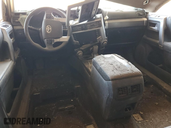 2021 Toyota 4Runner SR5 with VIN JTEMU5JRXM5923400, listed as a Copart auction lot 54572055 with Not provided miles and Non repairable. Bid and sale history available at DreamBid. Image 8.