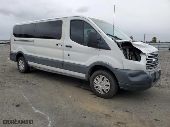 2015 Ford Transit Wagon XL with VIN 1FBZX2YM6FKA83778, listed as a Copart auction lot 47496105 with 142,333 mi miles and Clean Title. Bid and sale history available at carsss.com. Image 4.