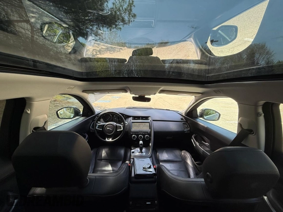 2019 Jaguar E-Pace S with VIN SADFJ2FX4K1Z34428, listed as a Copart auction lot 55315555 with 100,468 mi miles and Clean Title. Bid and sale history available at DreamBid. Image 9.