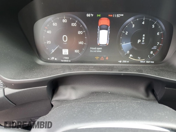 2021 Volvo XC40 R-Design with VIN YV4162UM5M2604744, listed as a Copart auction lot 53574615 with 17,993 mi miles and Salvage Title. Bid and sale history available at carsss.com. Image 9.