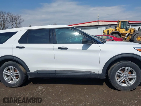 2022 Ford Explorer with VIN 1FMSK8BH7NGA40543, listed as a IAAI auction lot 41902785 with 1 mi miles. Bid and sale history available at carsss.com. Image 12.