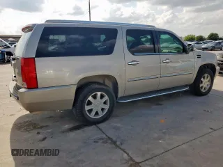 2007 Cadillac Escalade ESV z VIN 1GYFK66857R267560, wystawiony jako Copart lot #60111405 z przebiegiem 88 259 mil mil oraz Czysty tytuł • Clean title. Historia ofert i sprzedaży dostępna na DreamBid. Obrazek 3.