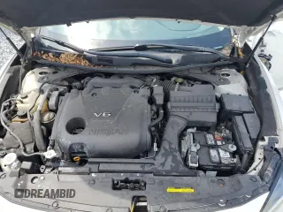 2017 Nissan Maxima SV with VIN 1N4AA6AP9HC409890, listed as a Copart auction lot 55473195 with 104,518 mi miles and Clean Title. Bid and sale history available at DreamBid. Image 11.