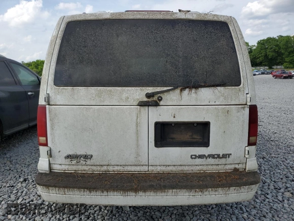 2003 Chevrolet Astro with VIN 1GNDM19X73B147735, listed as a Copart auction lot 54375475 with 195,006 mi miles and Clean Title. Bid and sale history available at carsss.com. Image 6.