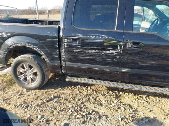 2015 Ford F-150 XLT with VIN 1FTEW1EG3FFC90398, listed as a IAAI auction lot 41665025 with 159,480 mi miles. Bid and sale history available at carsss.com. Image 6.