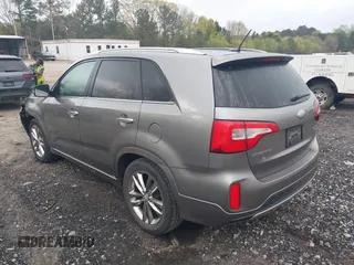 2014 Kia Sorento SX with VIN 5XYKW4A75EG440789, listed as a IAAI auction lot 41937425 with 103,104 mi miles. Bid and sale history available at carsss.com. Image 3.