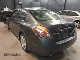 2008 Nissan Altima 2.5 S with VIN 1N4AL21E28C214070, listed as a IAAI auction lot 37537543 with 30,659 mi miles. Bid and sale history available at carsss.com. Image 3.