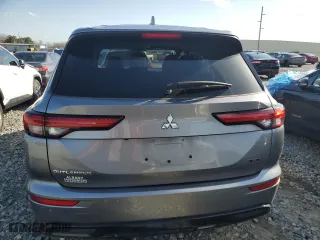 2023 Mitsubishi Outlander SE with VIN JA4J3UA87PZ024531, listed as a Copart auction lot 47557035 with 27,600 mi miles and Salvage Title. Bid and sale history available at carsss.com. Image 6.