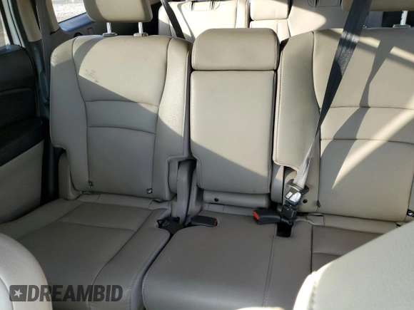 2021 Honda Pilot Touring 8-Passenger with VIN 5FNYF5H92MB001840, listed as a Copart auction lot 43236895 with 63,402 mi miles and Salvage Title. Bid and sale history available at DreamBid. Image 10.