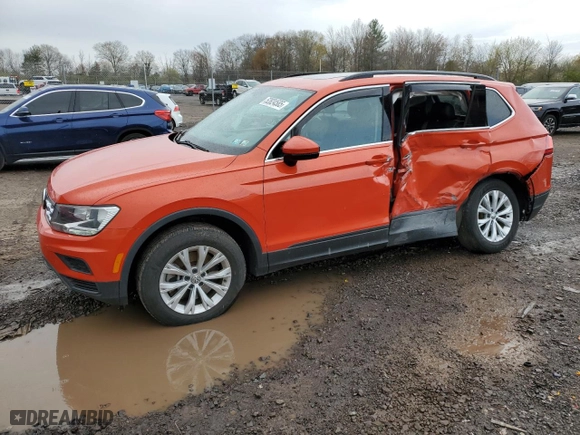 2019 Volkswagen Tiguan SE with VIN 3VV2B7AX8KM152231, listed as a Copart auction lot 52824585 with 43,410 mi miles and Salvage Title. Bid and sale history available at carsss.com. Image 1.