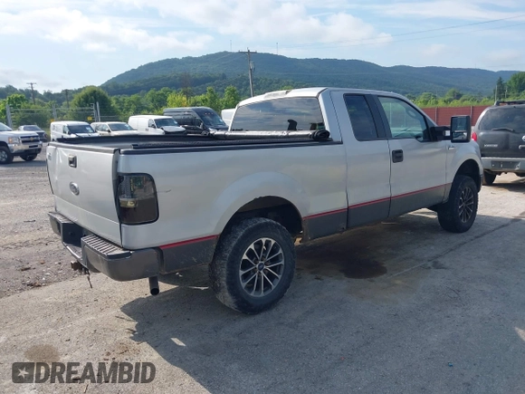 2005 Ford F-150 STX с VIN 1FTRX14W85FB40602, выставлен на аукционе IAAI как лот 42659636 с пробегом 164 431 миль миль и . История ставок и продаж доступна на DreamBid. Изображение 4.