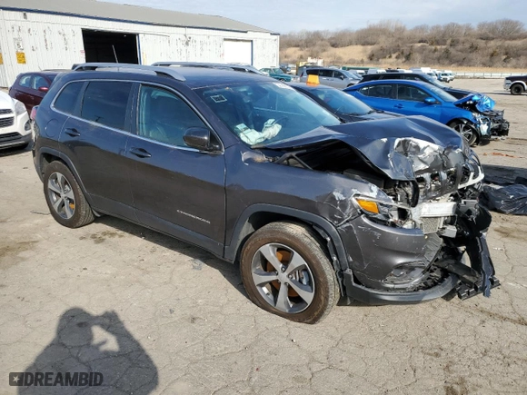 2019 Jeep Cherokee Limited with VIN 1C4PJMDX3KD188941, listed as a Copart auction lot 49853385 with 99,999 mi miles and Clean Title. Bid and sale history available at carsss.com. Image 4.