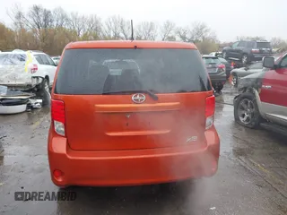 2012 Scion xB z VIN JTLZE4FE6CJ006827, wystawiony jako IAAI lot #40931979 z przebiegiem 124 199 mil mil oraz . Historia ofert i sprzedaży dostępna na DreamBid. Obrazek 16.