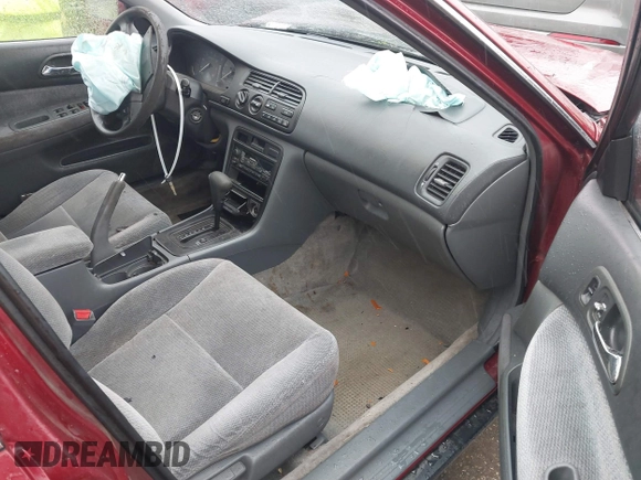 1996 Honda Accord LX with VIN 1HGCD5639TA011773, listed as a IAAI auction lot 41583086 with 148,439 mi miles and . Bid and sale history available at carsss.com. Image 5.