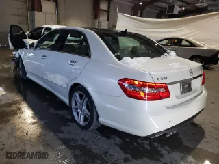 2013 Mercedes-Benz E-Class E 350 Luxury with VIN WDDHF8JB3DA712024, listed as a Copart auction lot 45091005 with 80,793 mi miles and Clean Title. Bid and sale history available at carsss.com. Image 2.