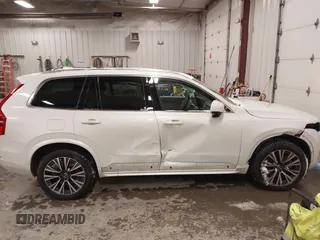 2022 Volvo XC90 Momentum with VIN YV4102PK0N1801551, listed as a IAAI auction lot 41296538 with 35,710 mi miles and . Bid and sale history available at DreamBid. Image 13.