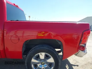 2011 Chevrolet Silverado 1500 LT with VIN 3GCPCSE02BG351470, listed as a IAAI auction lot 41899663 with 293,511 mi miles and . Bid and sale history available at DreamBid. Image 6.