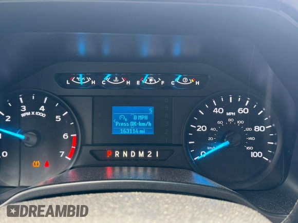 2017 Ford F-250 XL with VIN 1FTBF2A61HED40164, listed as a Copart auction lot 59527925 with 163,114 mi miles and Clean title. Bid and sale history available at DreamBid. Image 8.