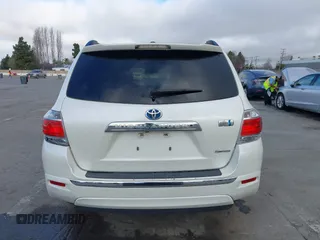 2011 Toyota Highlander Limited with VIN JTEDC3EHXB2002186, listed as a IAAI auction lot 41645915 with 367,650 mi miles and . Bid and sale history available at DreamBid. Image 16.