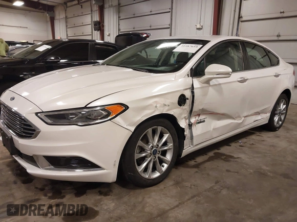 2018 Ford Fusion Energi SE with VIN 3FA6P0PU9JR264257, listed as a IAAI auction lot 41587659 with 85,832 mi miles. Bid and sale history available at carsss.com. Image 2.