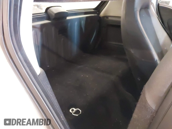 2015 Smart fortwo Passion with VIN WMEEJ3BA1FK805997, listed as a IAAI auction lot 41900723 with 102,185 mi miles. Bid and sale history available at carsss.com. Image 8.