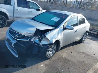 2012 Nissan Sentra S z VIN 3N1AB6AP6CL724881, wystawiony jako IAAI lot #41959859 z przebiegiem 110 858 mil mil oraz . Historia ofert i sprzedaży dostępna na DreamBid. Obrazek 2.
