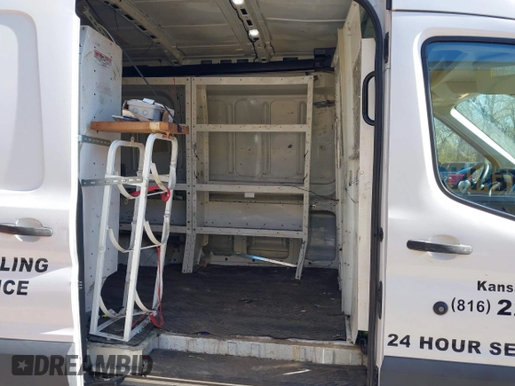 2018 Ford Transit with VIN 1FTYR1CM2JKB28906, listed as a IAAI auction lot 40822222 with 130,094 mi miles and . Bid and sale history available at DreamBid. Image 8.