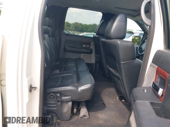 2007 Ford F-150 XLT с VIN 1FTPW14V67FB31272, выставлен на аукционе IAAI как лот 42458624 с пробегом 199 580 миль миль и . История ставок и продаж доступна на DreamBid. Изображение 8.