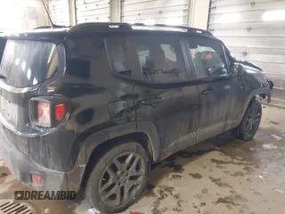 2021 Jeep Renegade Islander z VIN ZACNJDBB0MPM74830, wystawiony jako IAAI lot #41545277 z przebiegiem 78 148 mil mil oraz . Historia ofert i sprzedaży dostępna na DreamBid. Obrazek 4.