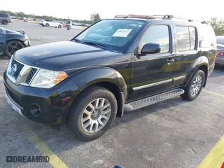 2012 Nissan Pathfinder LE with VIN 5N1AR1NN5CC607403, listed as a IAAI auction lot 41813677 with 217,854 mi miles. Bid and sale history available at carsss.com. Image 18.