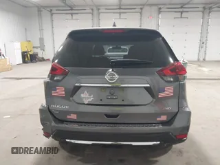 2018 Nissan Rogue SV z VIN KNMAT2MV2JP535949, wystawiony jako IAAI lot #41855597 z przebiegiem 71 677 mil mil oraz . Historia ofert i sprzedaży dostępna na DreamBid. Obrazek 16.