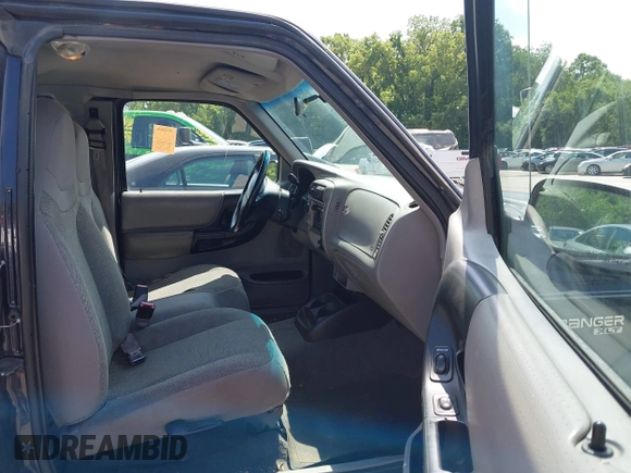 2000 Ford Ranger XLT with VIN 1FTZR15X8YPA04230, listed as a IAAI auction lot 42623480 with 227,056 mi miles and . Bid and sale history available at DreamBid. Image 5.