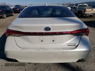 2020 Toyota Avalon Limited Hybrid z VIN 4T1D21FB7LU016408, wystawiony jako Copart lot #38932403 z przebiegiem 31 919 mil mil oraz . Historia ofert i sprzedaży dostępna na DreamBid. Obrazek 6.