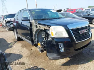 2010 GMC Terrain SLE-2 z VIN 2CTFLEEW3A6241947, wystawiony jako IAAI lot #42449864 z przebiegiem 131 655 mil mil oraz . Historia ofert i sprzedaży dostępna na DreamBid. Obrazek 6.