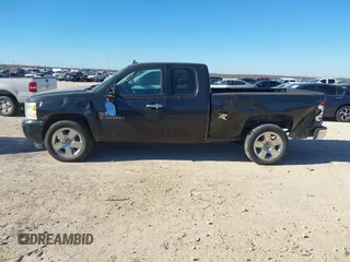 2010 Chevrolet Silverado 1500 LT with VIN 1GCSCSE07AZ142394, listed as a IAAI auction lot 41461545 with 199,789 mi miles and . Bid and sale history available at DreamBid. Image 14.