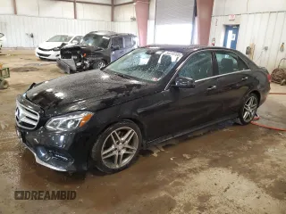 2016 Mercedes-Benz E 350 Luxury z VIN WDDHF8JB1GB215830, wystawiony jako Copart lot #54310705 z przebiegiem 133 048 mil mil oraz Czysty tytuł • Clean title. Historia ofert i sprzedaży dostępna na DreamBid. Obrazek 1.