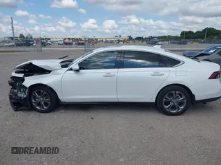2024 Honda Accord EX с VIN 1HGCY1F37RA086803, выставлен на аукционе IAAI как лот 41507748 с пробегом 6 308 миль миль и . История ставок и продаж доступна на DreamBid. Изображение 15.