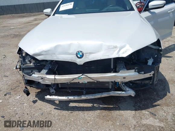 2020 BMW 5 Series 530i z VIN WBAJR3C04LWW68910, wystawiony jako IAAI lot #42430470 z przebiegiem 50 608 mil mil oraz . Historia ofert i sprzedaży dostępna na DreamBid. Obrazek 6.