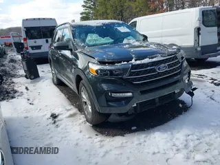 2022 Ford Explorer XLT z VIN 1FMSK8DH3NGA70474, wystawiony jako IAAI lot #41523653 z przebiegiem 29 233 mil mil oraz . Historia ofert i sprzedaży dostępna na DreamBid. Obrazek 1.