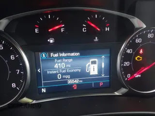 2024 GMC Terrain SLE z VIN 3GKALTEG4RL162236, wystawiony jako IAAI lot #41733811 z przebiegiem 35 542 mil mil oraz . Historia ofert i sprzedaży dostępna na DreamBid. Obrazek 15.