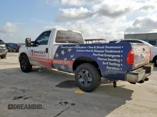 2016 Ford F-250 XL with VIN 1FTBF2A6XGEA64338, listed as a Copart auction lot 59768165 with 111,821 mi miles and Clean title. Bid and sale history available at DreamBid. Image 2.