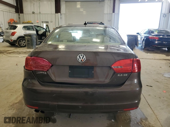 2012 Volkswagen Jetta SE z VIN 3VWDX7AJ0CM351728, wystawiony jako Copart lot #69621664 z przebiegiem 157 823 mil mil oraz Nie do naprawy • Non repairable. Historia ofert i sprzedaży dostępna na DreamBid. Obrazek 6.