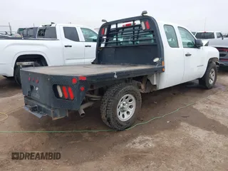 2010 Chevrolet Silverado 1500 with VIN 1GCSKPE32AZ189987, listed as a IAAI auction lot 41443898 with 175,896 mi miles and . Bid and sale history available at DreamBid. Image 4.